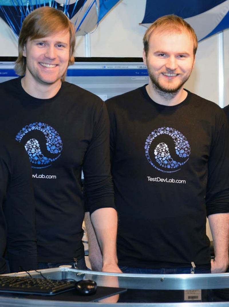 Bild på TestDevLabs co-ceos Andrejs Frisfelds och Ervins Grinfelds